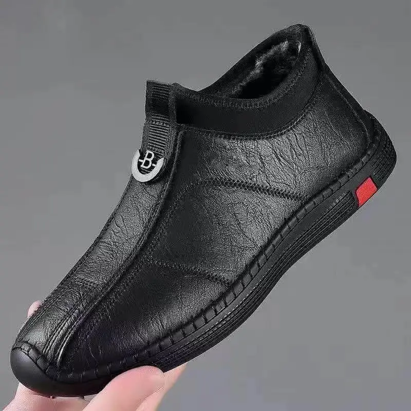 Men Leather Shoes Casual Shoes Slip-on Flat Sports Shoes Fashion Soft Soled Travel Sneakers Leather Men Business Non Slip Shoes