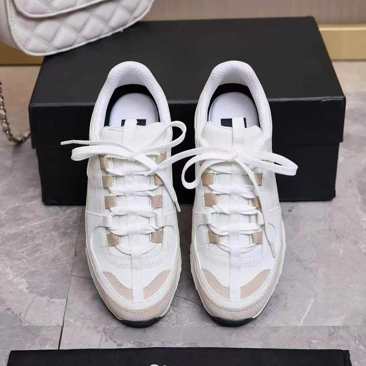 Image of Einfarbige, schlichte Unisex-Skateboard-Schuhe, atmungsaktive Canvas-Freizeitschuhe, Schnürschuhe, rutschfeste Paar-Schuhe, abriebfeste Gummisohle, für junge Studenten, ideal für den täglichen