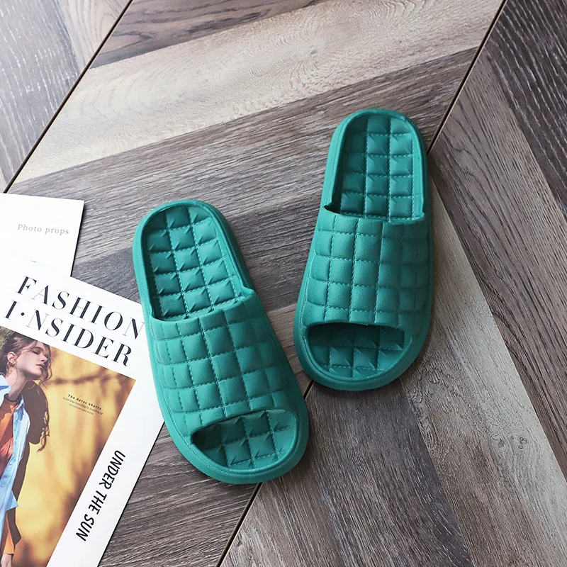 2026 Summer Home Bathroom Slippers Women Fashion Soft Sole EVA Indoor Slides Woman Sandals  Non-slip Woman Man Slippers view 4