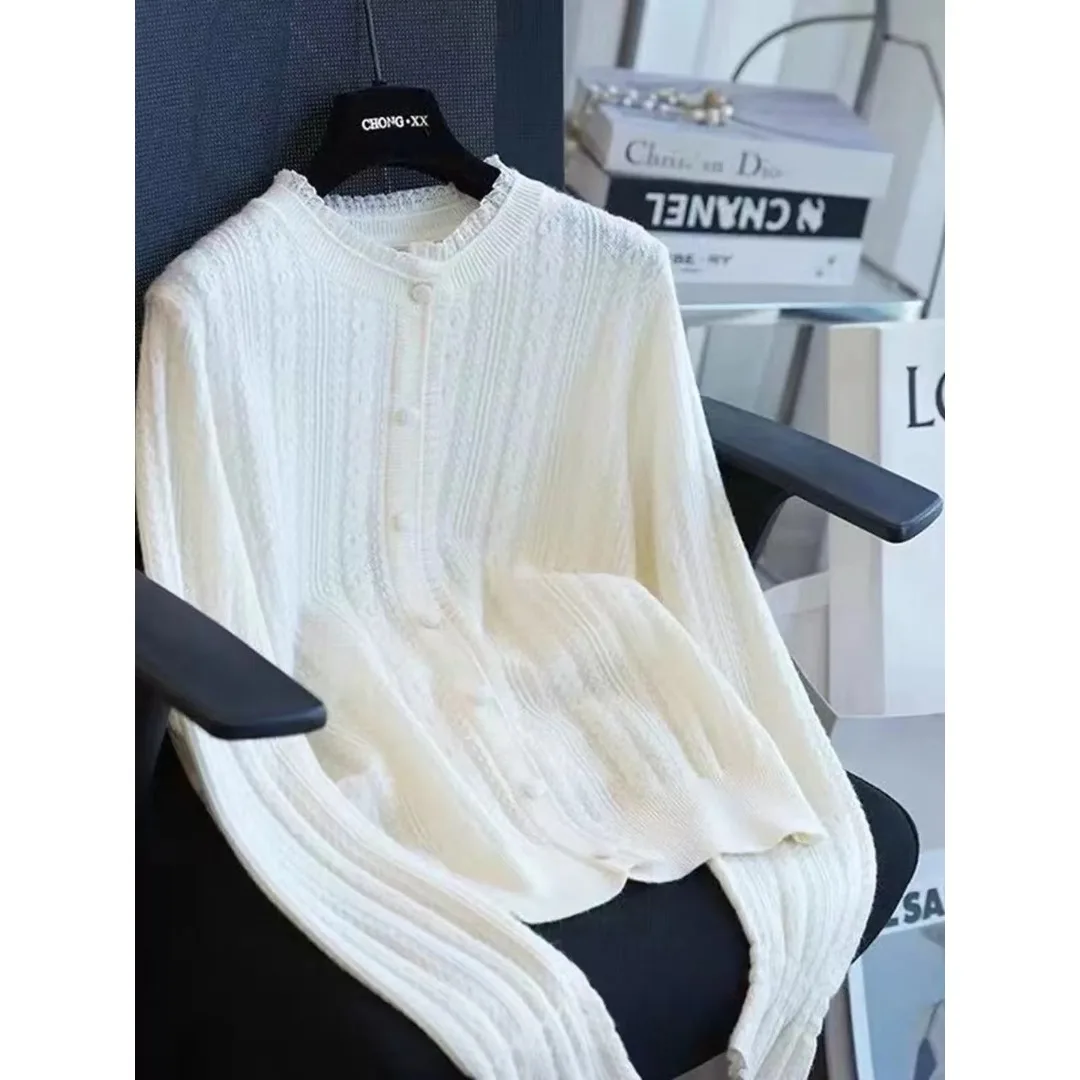 Sweet Style Loose Fit Cashmere Knitted Sweater Women's round Neck Hollow out Bell Sleeve Inner Wool Shirt Coat with Lace  view 4