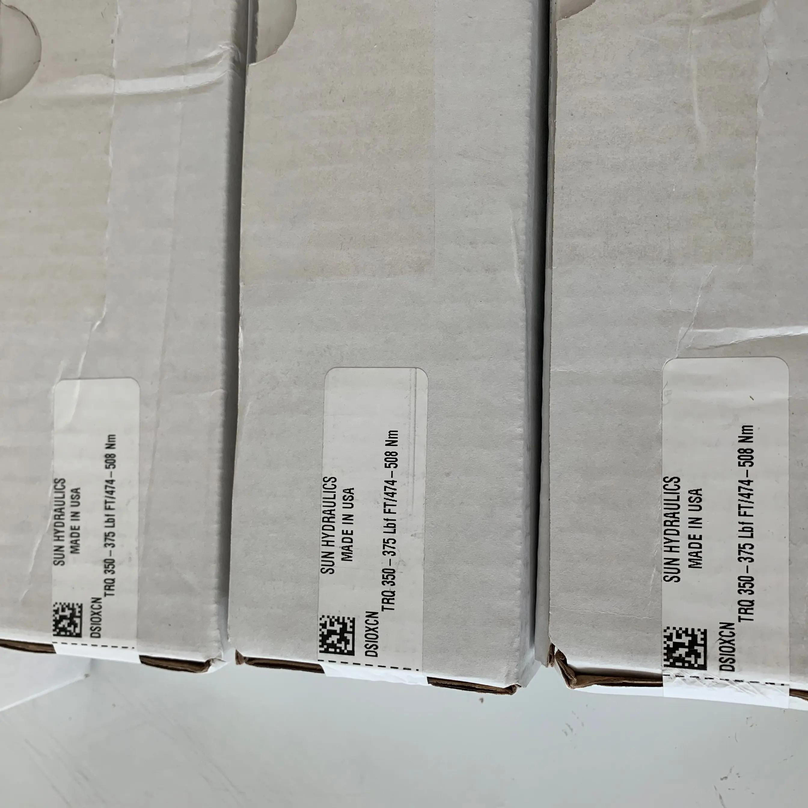 DSIOXCN DSIO-XCN SUN Hydraulics Original USA Spring Offset, 2-position, High Side Shuttle Valve HYDRAFORCE eat on vick ersIH