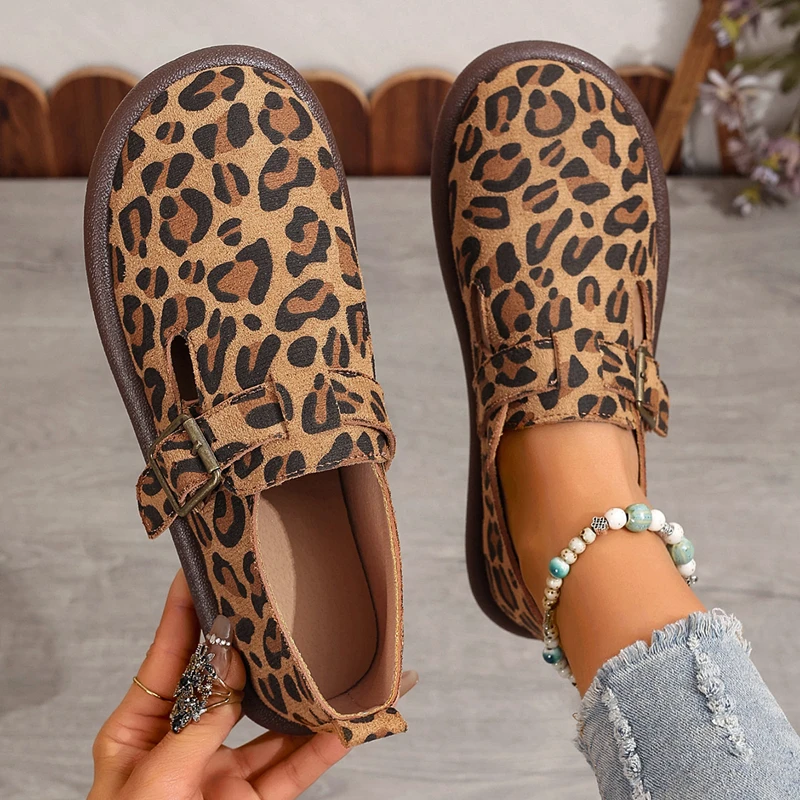 Fashionable and Sexy Leopard Print Decoration Comfortable Casual Flat Women\'s Shoes Lightweight Wear-resistant Loafers