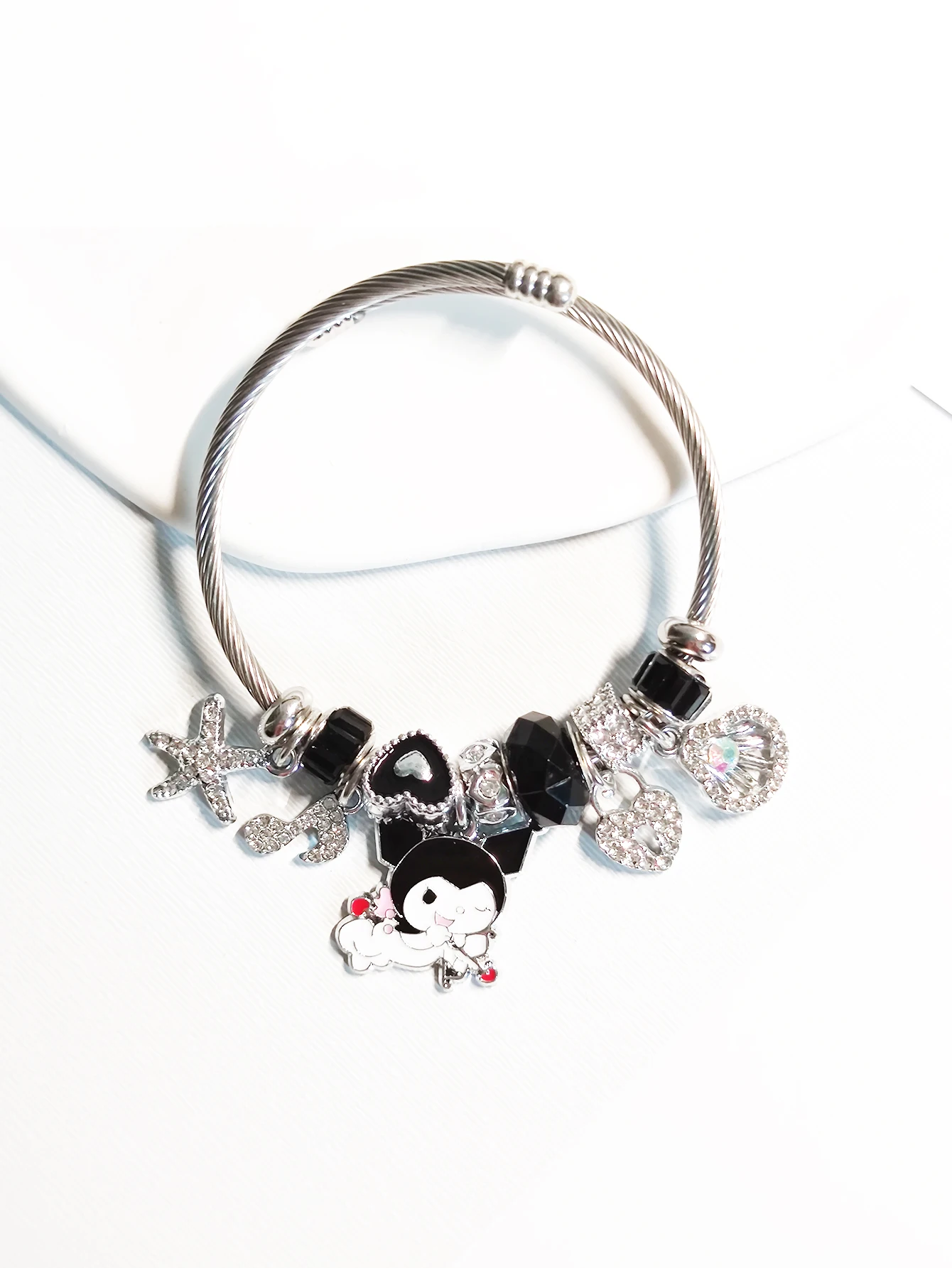 1pcs HelloKitty Bracelet Series Fashion Cute Black Cartoon Love Magicwand Kuromi Pendant DIY Beaded Versatile Hand Chain Jewelry