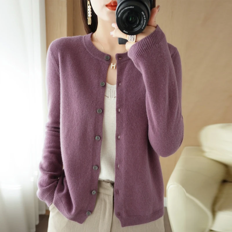 Autumn And Winter New Round Neck Cashmere Knitted Cardigan Women\'s Loose Large Size Versatile Fashion Coat High-Grade Knitwear