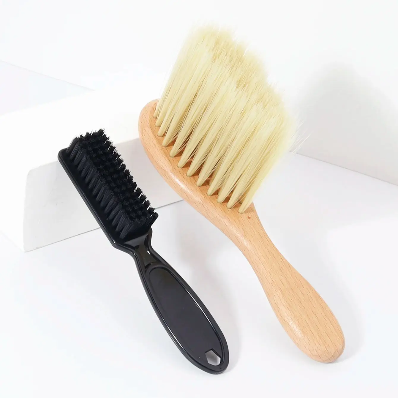 2pcs neck dust removal brush, soft hair cleaning brush, broken hair brush, professional salon hair cutting tool, styling tool