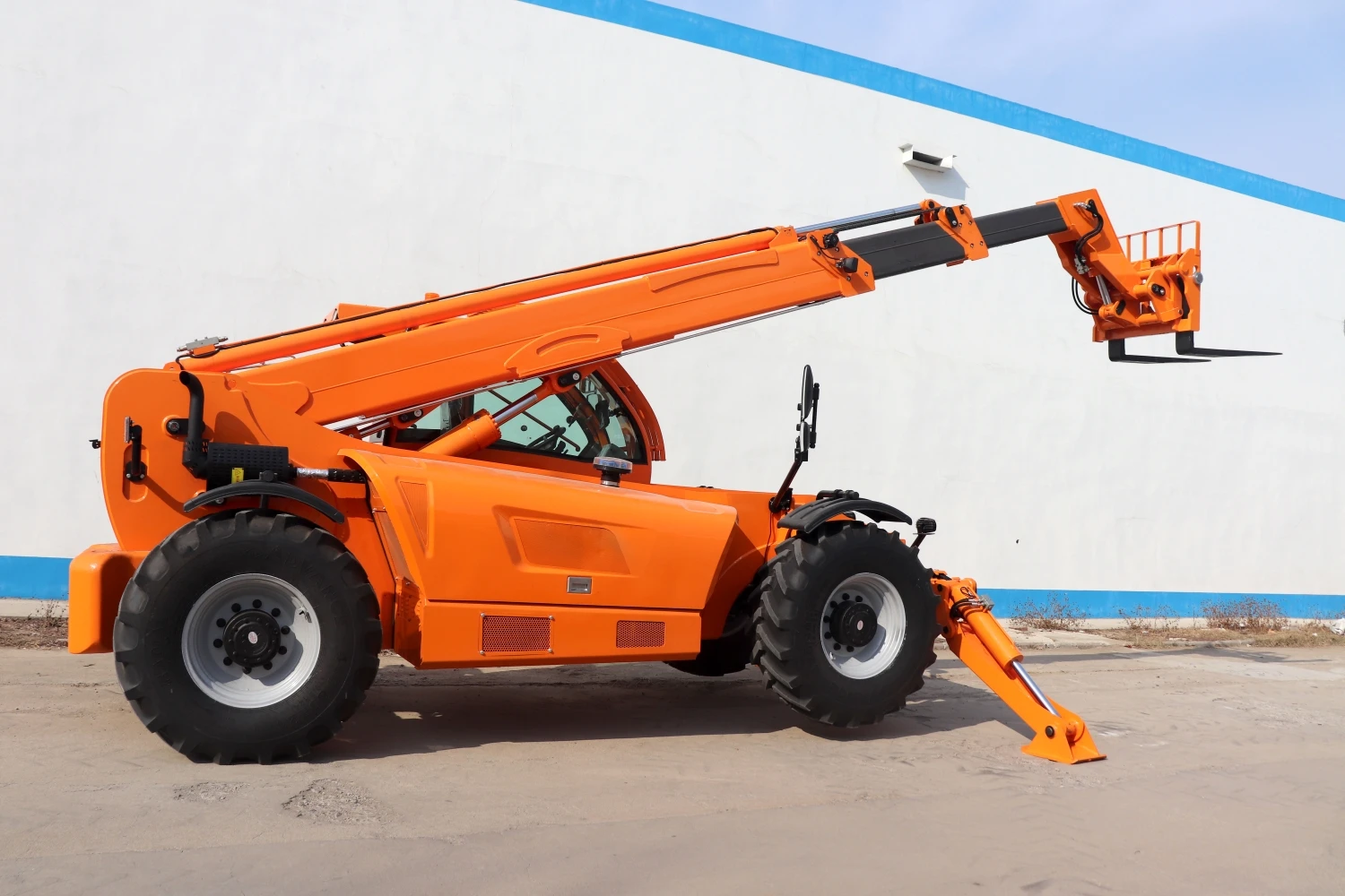 الصينية 4X4 4WD التعامل مع آلات البناء رفع رافعة شوكية 5 طن رافعة شوكية تلسكوبية تلسكوبي معالج #5