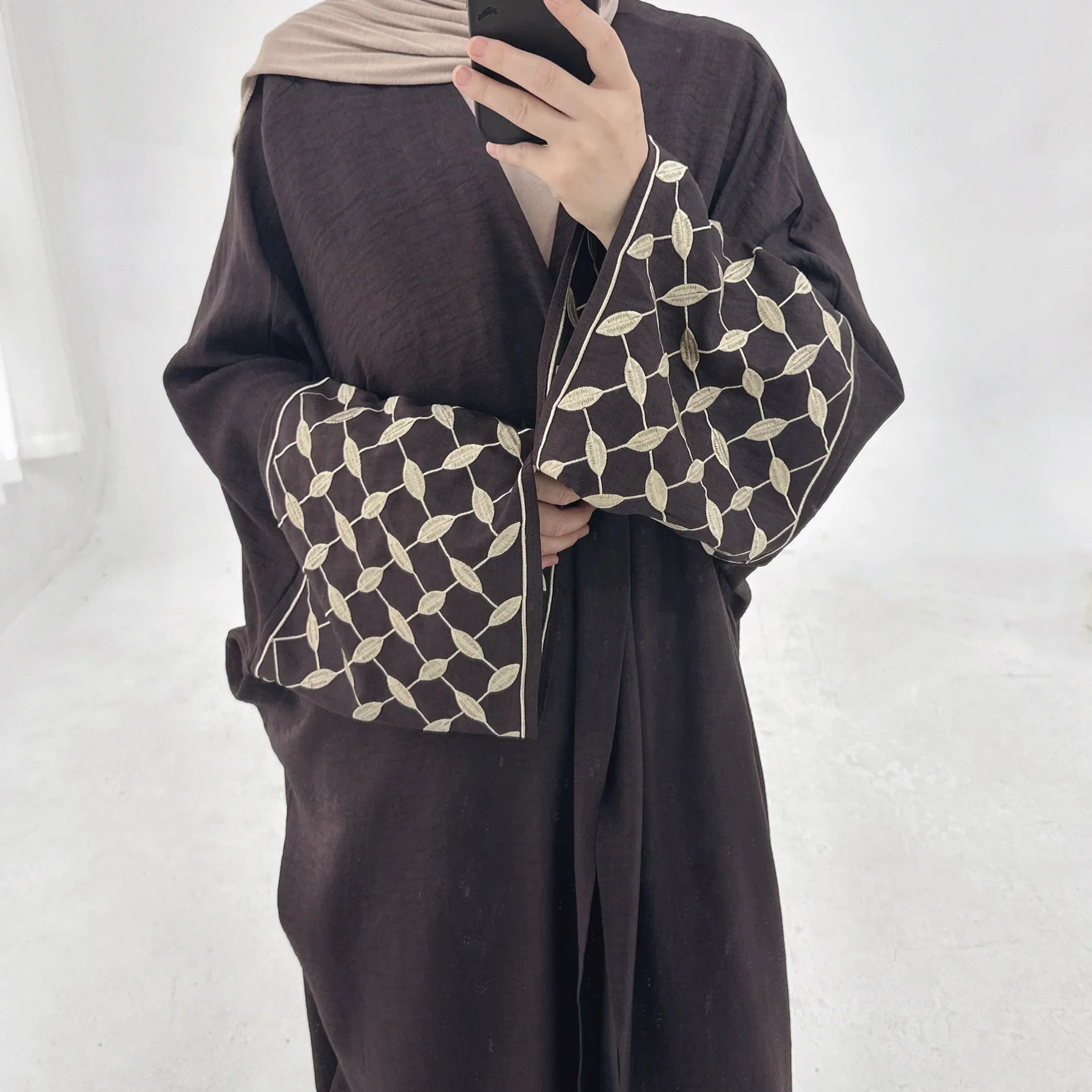 Arabo Dubai Ricamo Kimono Aperto Abaya per Le Donne Musulmane Jalabiya Turchia Abito Abito Eid Djellaba Caftano Marocain Islam Abbigliamento