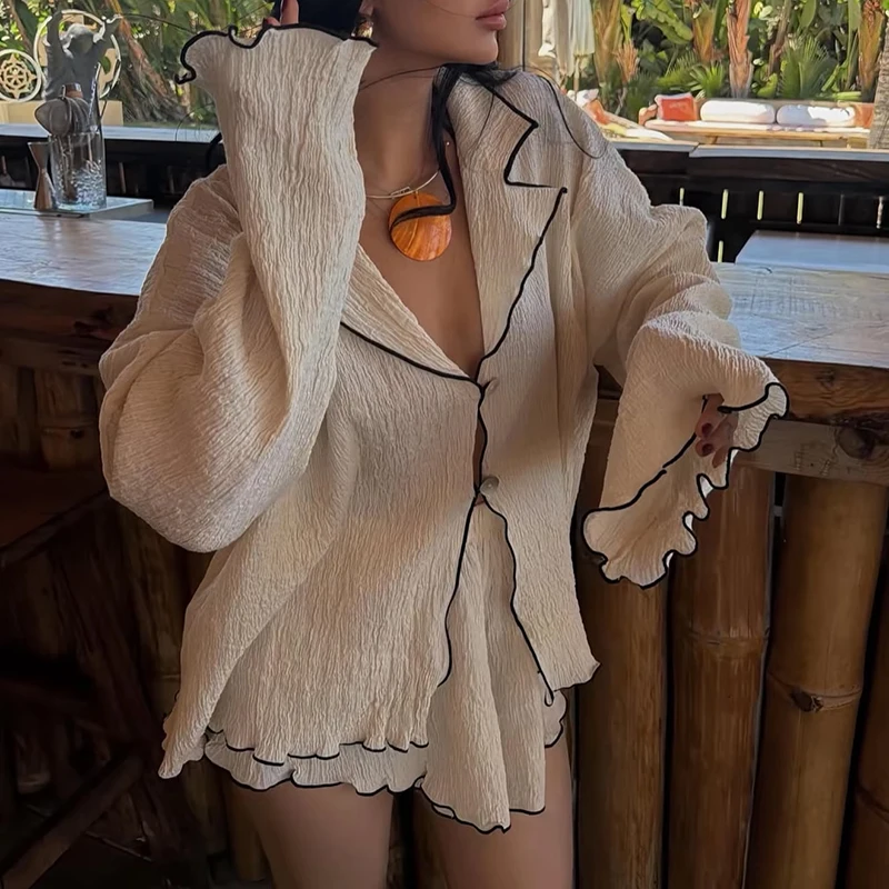 2026 Seaside Vacation Loose Two Piece Women Lapel Button Shirt and Shorts Beach Outfit Color Blocked Long Sleeved Casual Suits