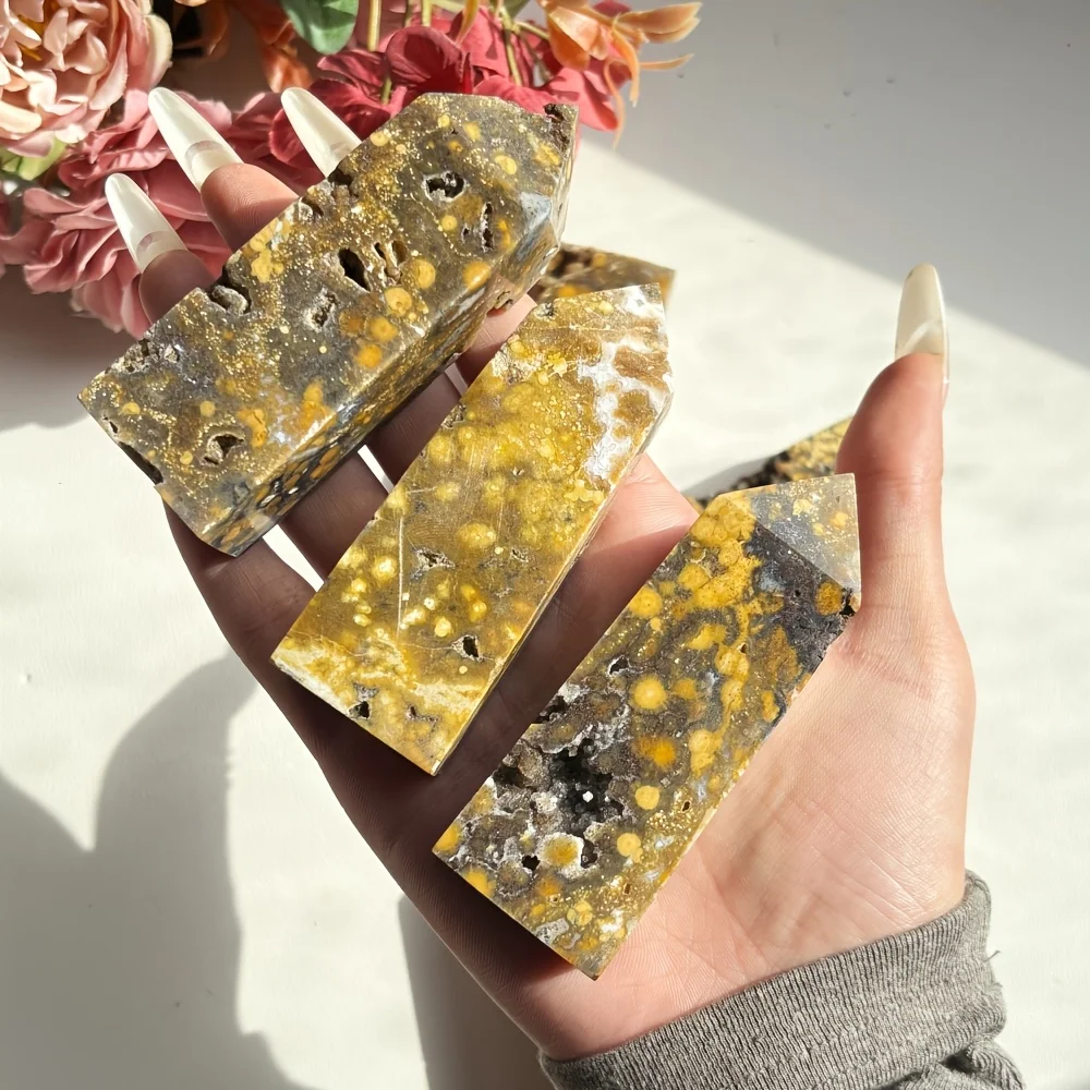 1 piece No.8 Vein Ocean Agate Crystal Point, a one-of-a-kind mineral specimen perfect for collectors and educational display.