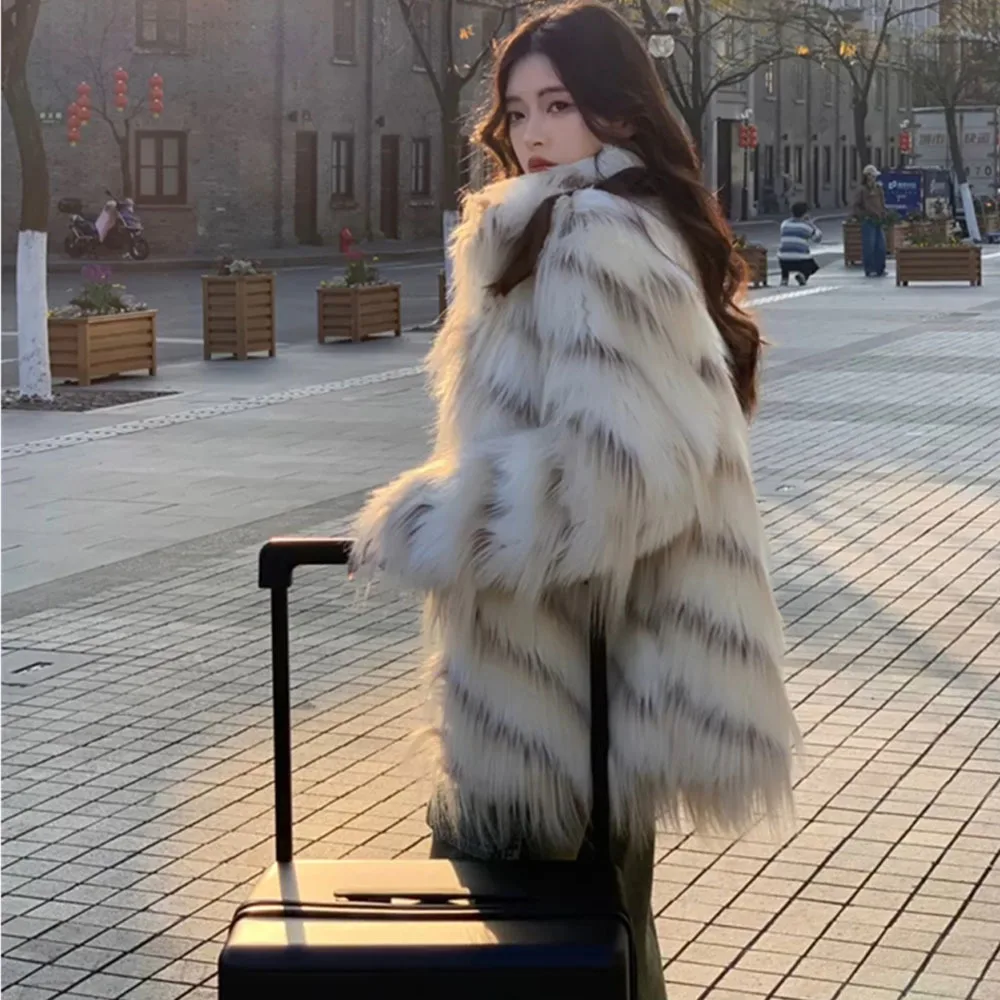 Cappotto di pelliccia moda ragazza calda invernale da donna elegante stile coreano giacche di volpe sintetica per le donne addensare capispalla rispettosi dell'ambiente