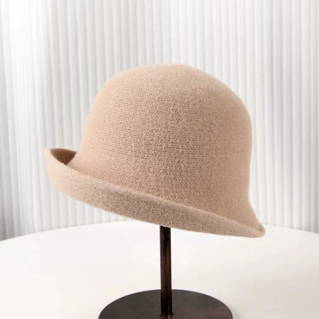 Neuer Fischerhut für Mütter im britischen Stil mit gerollter Krempe für Damen. Vielseitiger Hut mit kurzer Krempe und stilvollem Look – Detail 3