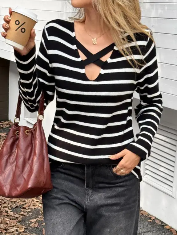 

Women's Fashion Sweater Leisure Vacation Style Long Sleeved Woolen Base Latest Sweater Women's Clothing 2025 Autumn and Winter