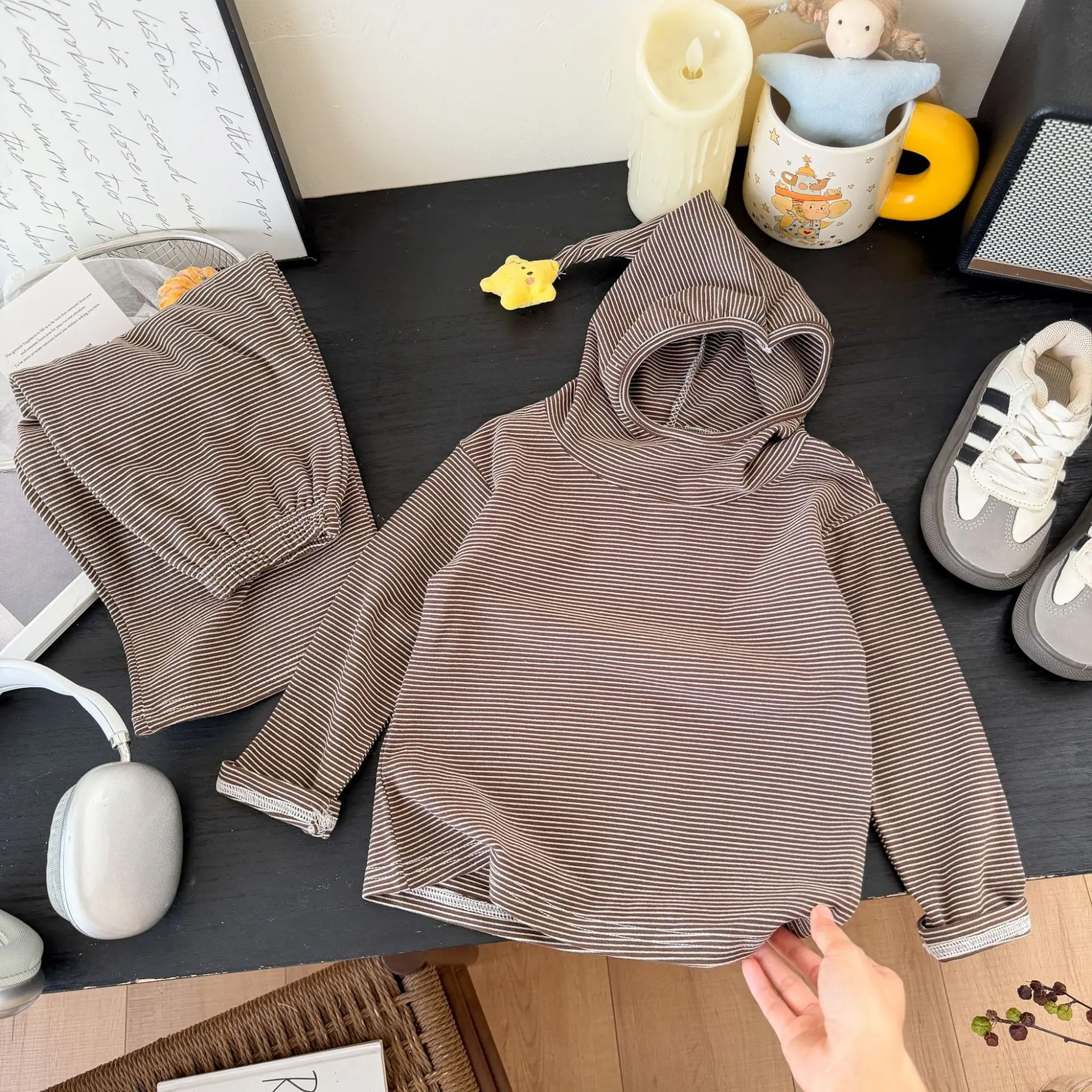 Kinder Jungen Mädchen Gestreifte Kleidungssets 2026 Neue Herbst Niedliche 3D-Stern-Dekoration Kapuzen-Langarm-Oberteil+Hose 2-teiliges Freizeit-Outfit für Kinder – Detail 7