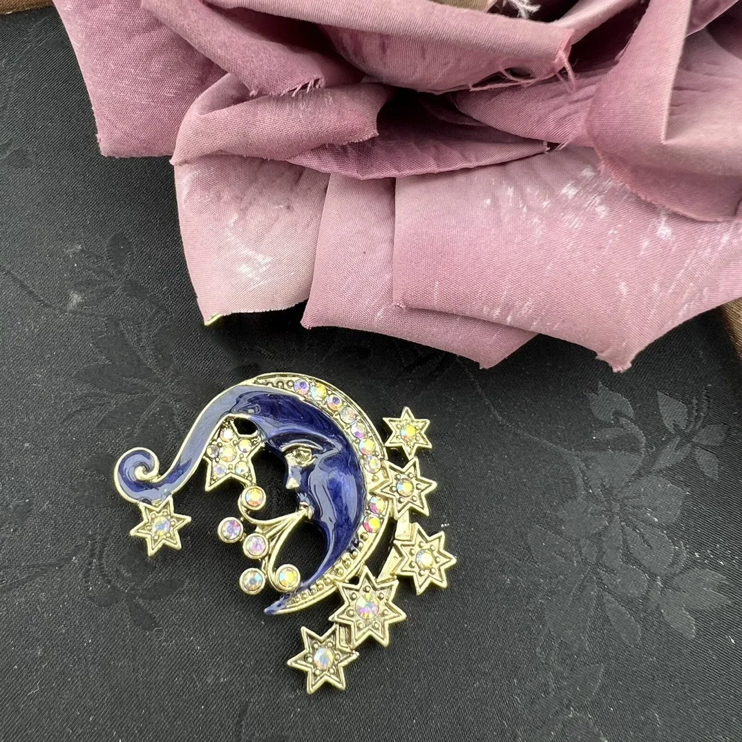 Vintage Dreamy Cute Delicate Heavy Blue Enamel Star Moon Brooch Large Size Luxury Jewelry Unisex Badges Retro Pins