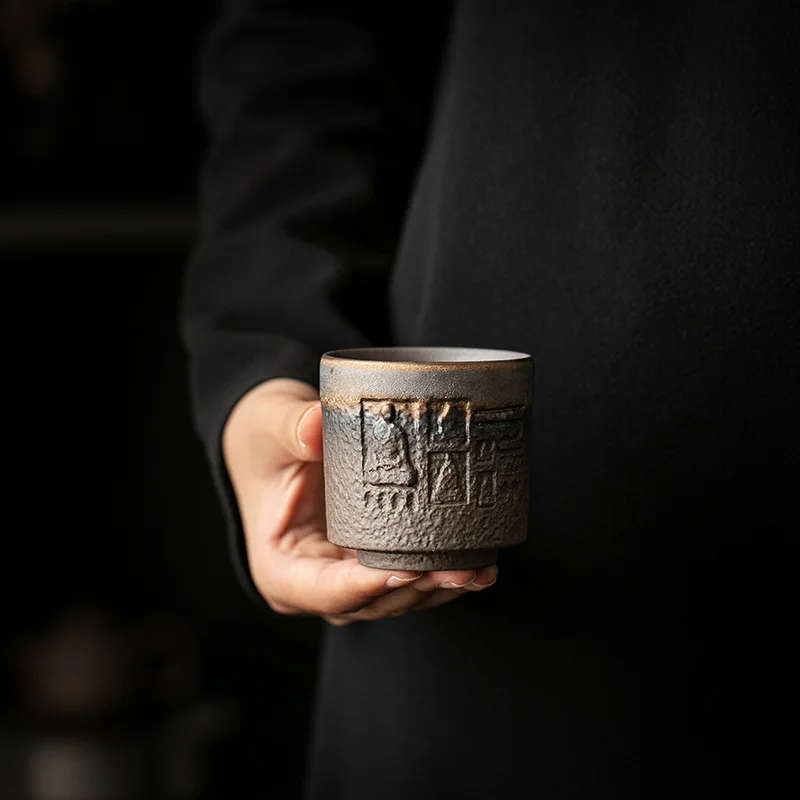 Retro vergoldete Eisenglasur Dunhuang Tasse Teetasse Master Cup Antike frühgebrannte handgemachte Keramik Teetasse Kung Fu Tee