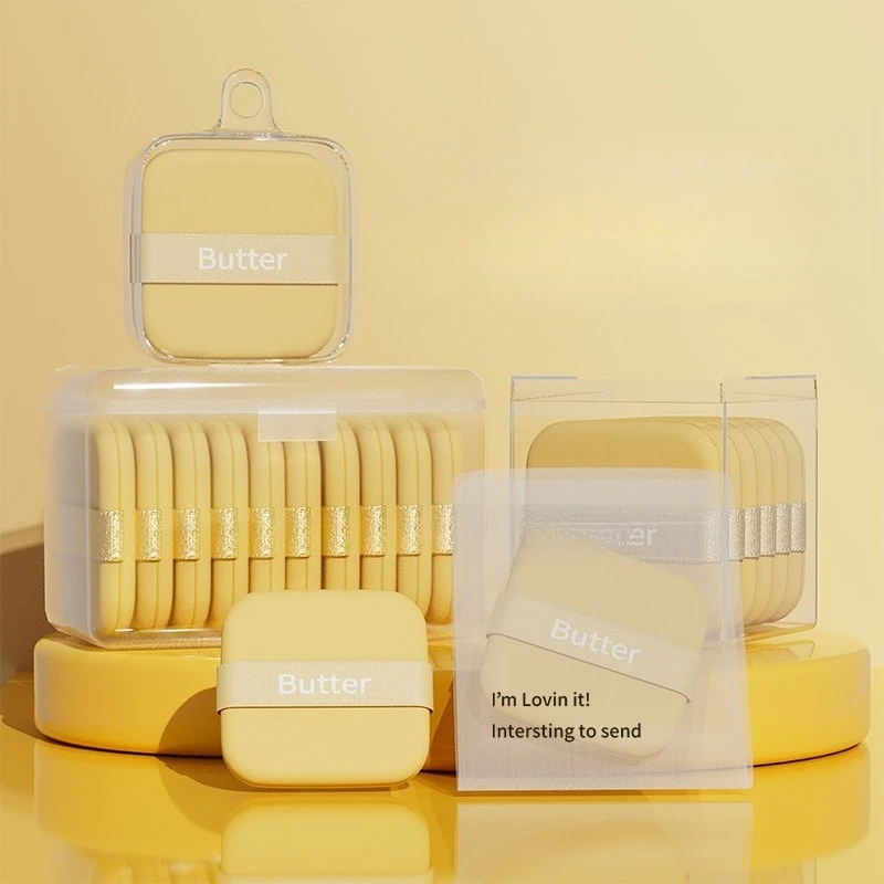 تتصبح البسكويت ذات وسادة هوائية على شكل زبدة كبيرة في الاتصال مع أدوات مكياج فائقة النعومة على الوجهين منتفخة زبدة الطاعة