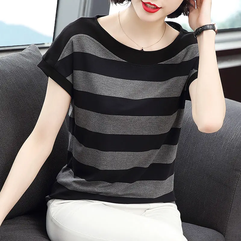 Striped Short-Sleeved T-shirt Women\'s Loose Large Size Women\'s T-shirt Summer Tops Woman Tshirts Tops Mujer Camisetas