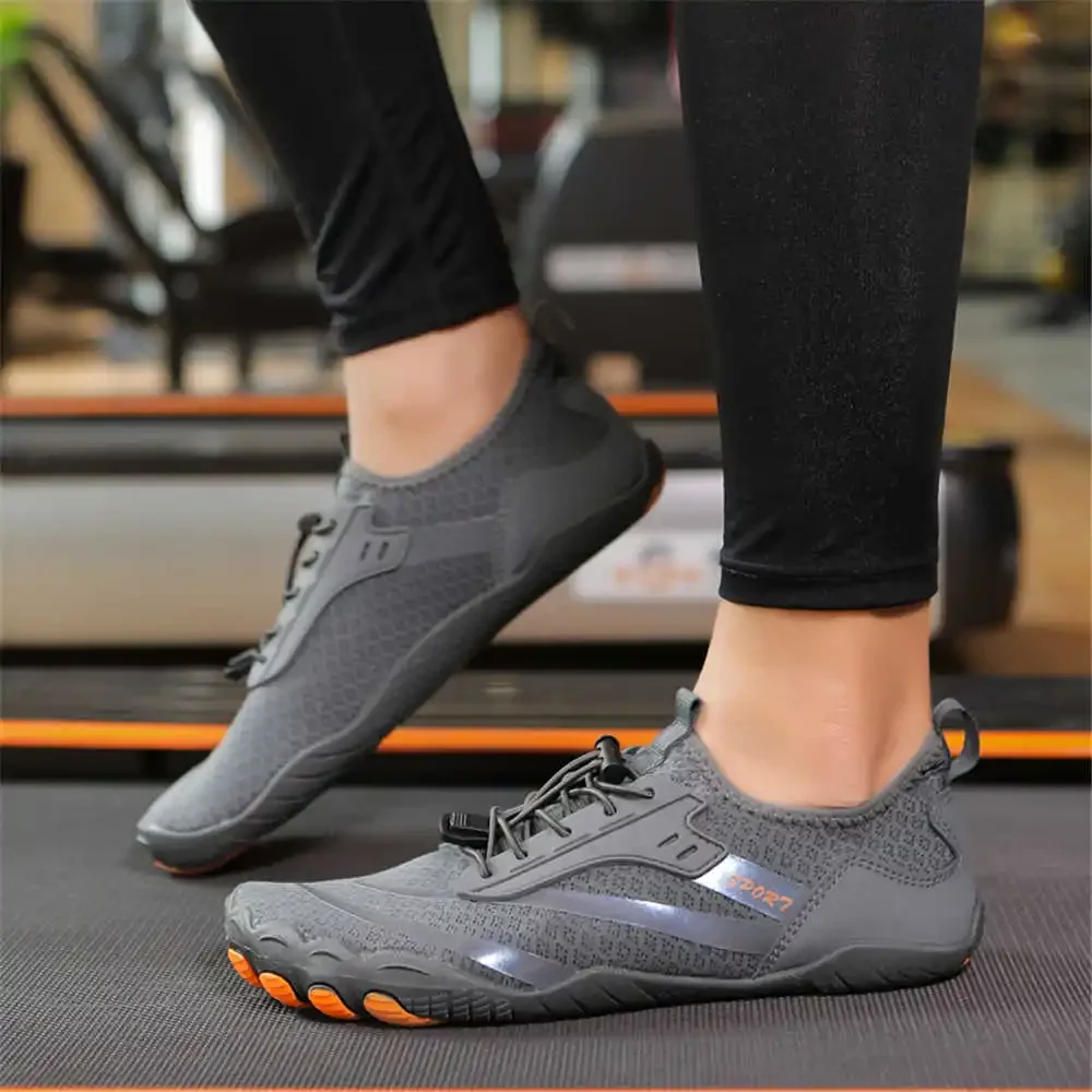 Breathable Slip On Barefoot Sandals Man White Sport Shoes Men's Slippers Funny Sneakers Footwear Shors Bascket Specials