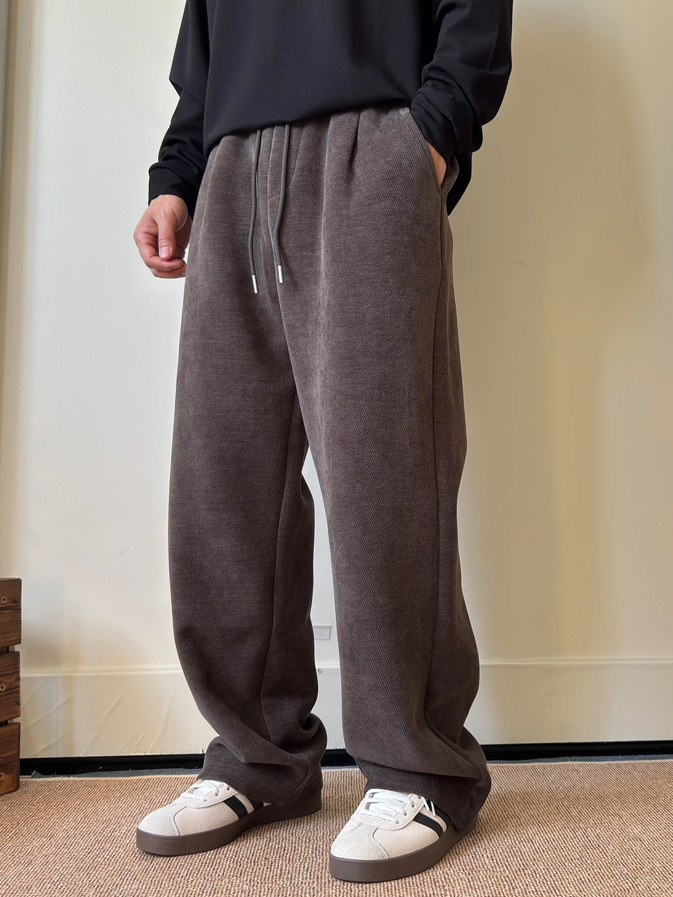 

Мужские повседневные утепленные осенне-зимние брюки свободного кроя, драпирующиеся спортивные штаны с прямыми штанинами, удобные, дышащие