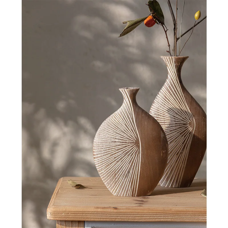 Sunburst Carved Pine Wood Vase, Handcrafted, Minimalist Tabletop Decor, Modern Nordic Accent, Natural Home Decoration