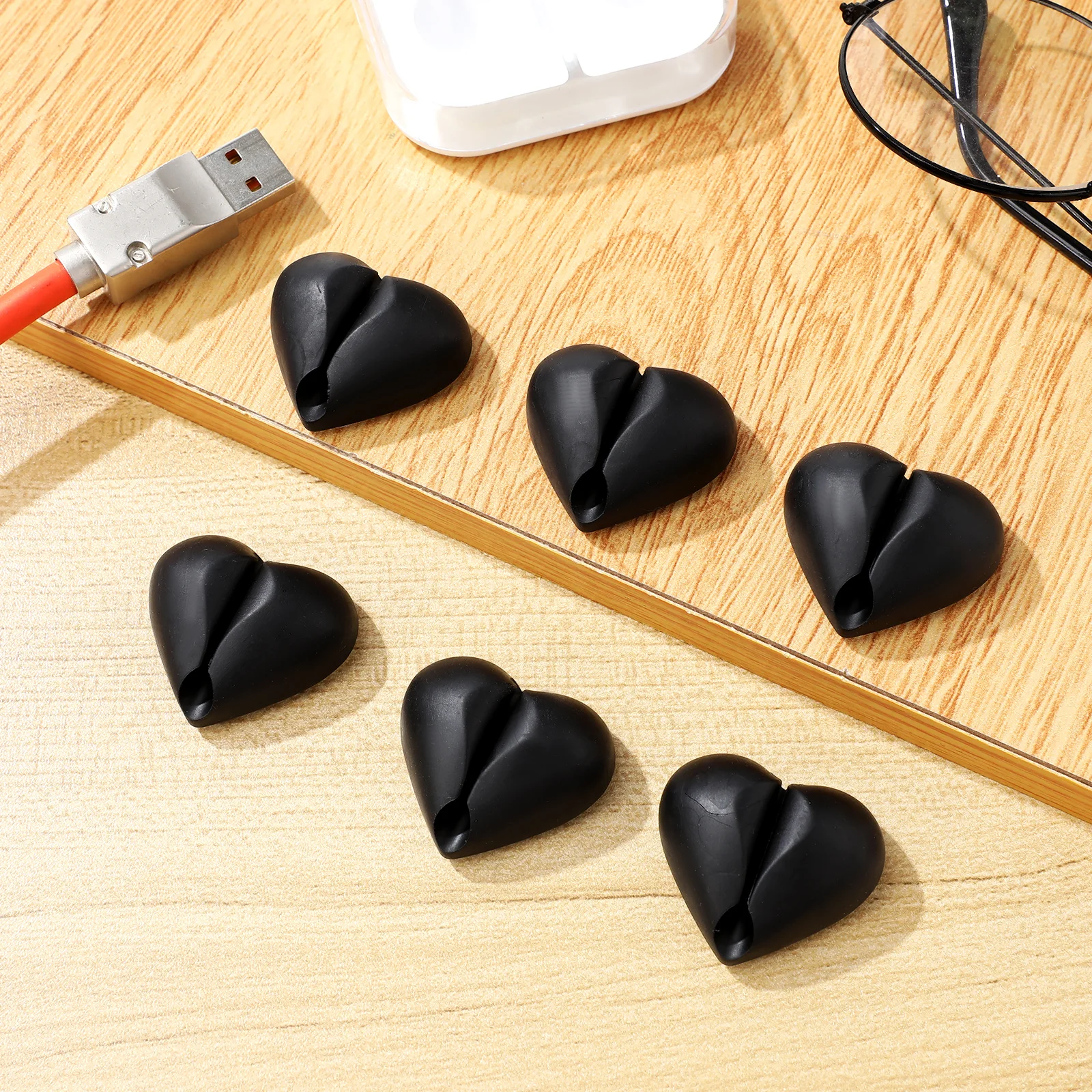 

16pcs Heart Shaped Cable Manager Adhesive Wire Clips for Desk Office Cord Organizer Electrical Holder