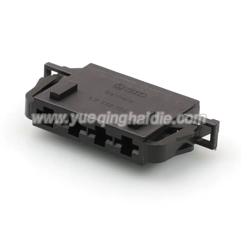 4Pin female black automotive socket car wire harness connector 1J0972754