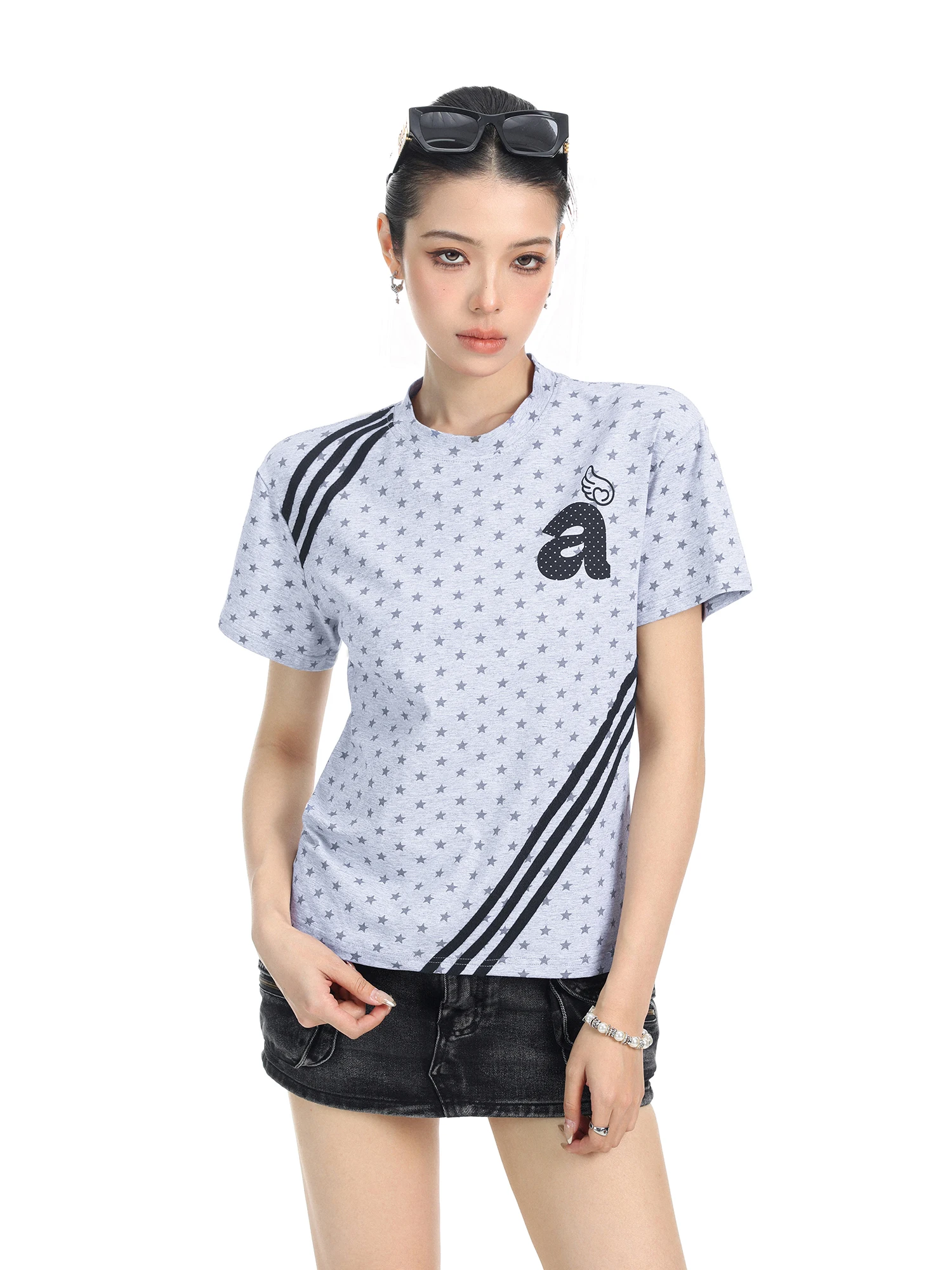 

Женская футболка с коротким рукавом в американском стиле, летняя, облегающая, с принтом в полоску, с дизайном на плечах, повседневная, удобная, дышащая, топ