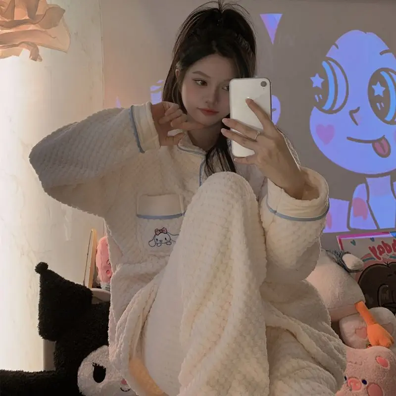 Fashionable Ins Style Cute Cinnamoroll Sweet Thickened Coral Velvet Pajamas for Girls Autumn Winter Anime Cartoon Home Clothes