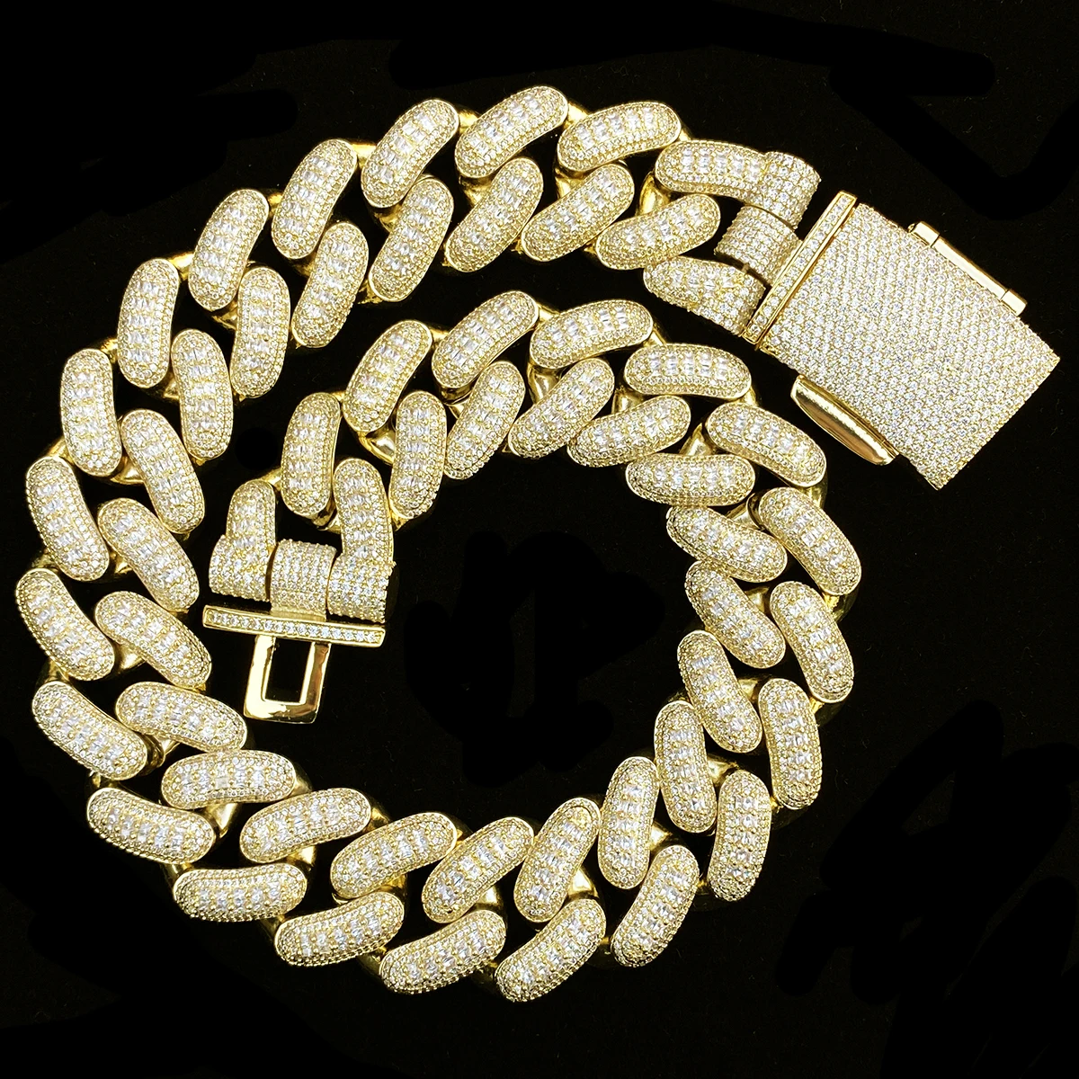 Thumbnail 2 - #72 Compare Gold-Plated Necklaces Before You Buy