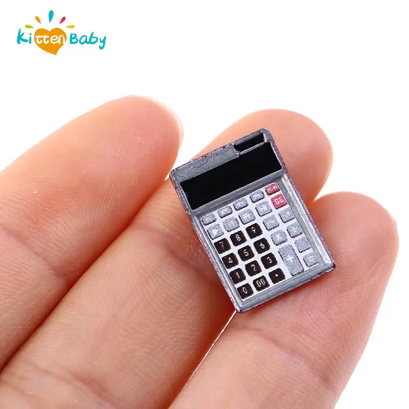 1:12 Dollhouse Mini Electronic Calculator Model Miniature Accessories School Supplies Simulation Furniture Decor Toy 13*17MM