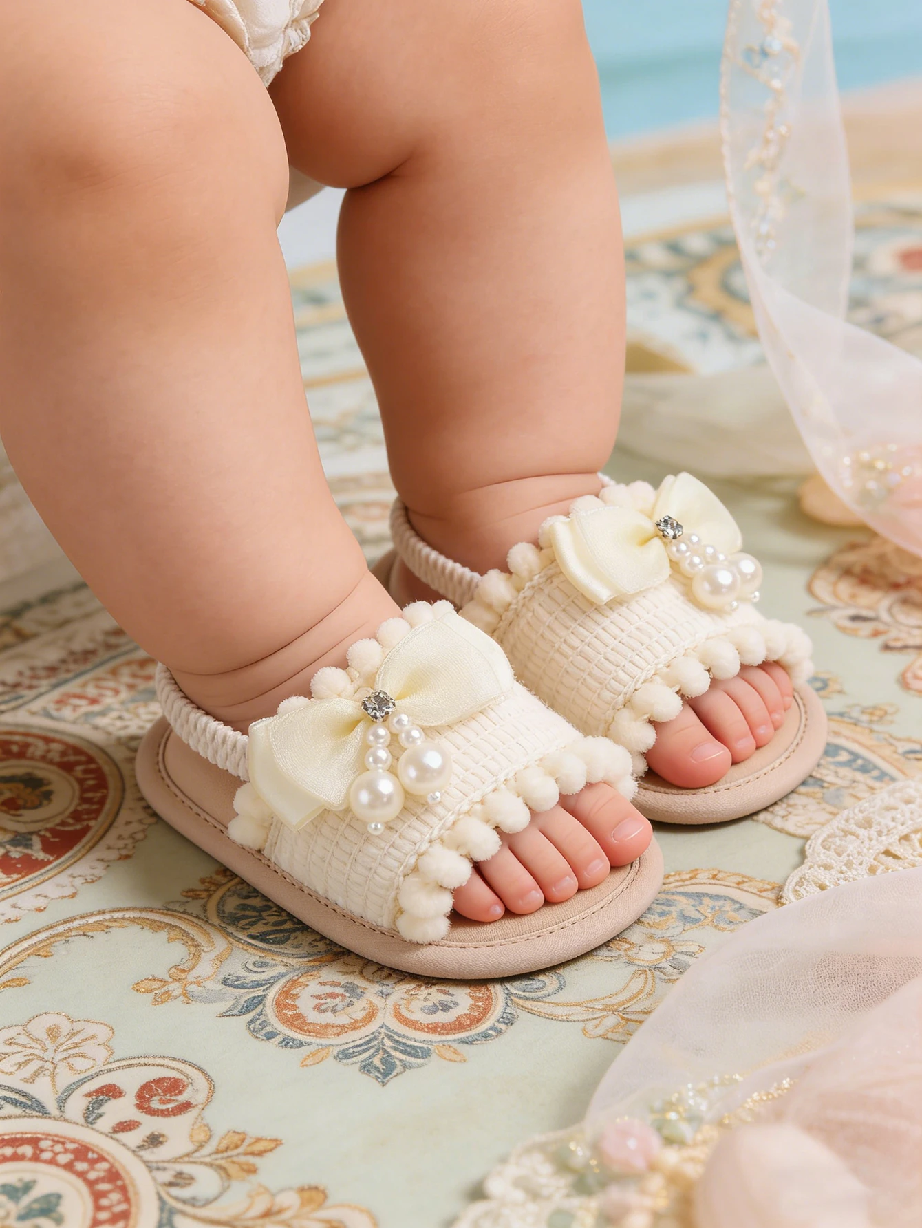 

Female baby bow bow bow bow strap design flat and cute sandals suitable for summer infants and girls summer shoes