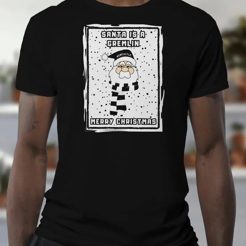 Camiseta Newcastle - Papá Noel es un Gremlin - Navidad - Orgánico - Unisex