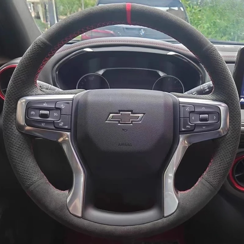 Funda de volante de cuero genuino de gamuza cosida a mano para Chevrolet Silverado 1500 2500HD 3500HD Tahoe Trailblazer 2022 2021