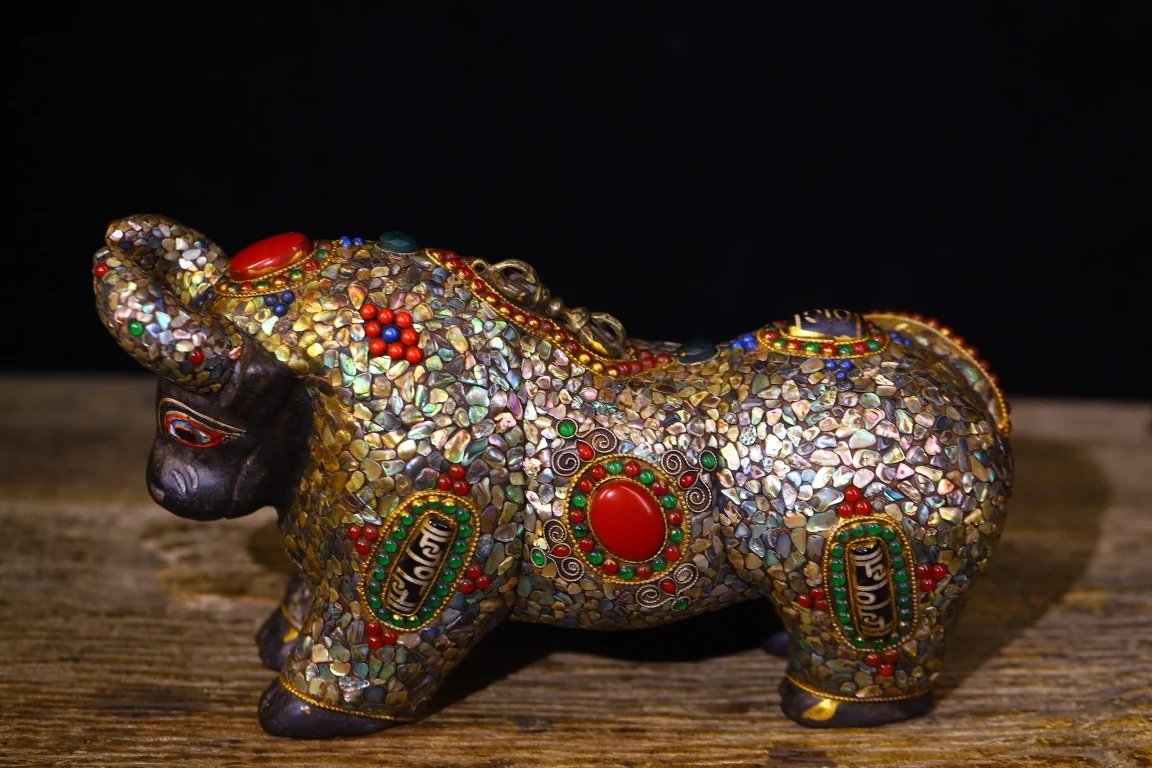 

10"Tibetan Temple Collection Old Natural Meteorites Cinnabar Mosaic Gem gZi Beads Shell Cow Statue Cattle Amulet Town house
