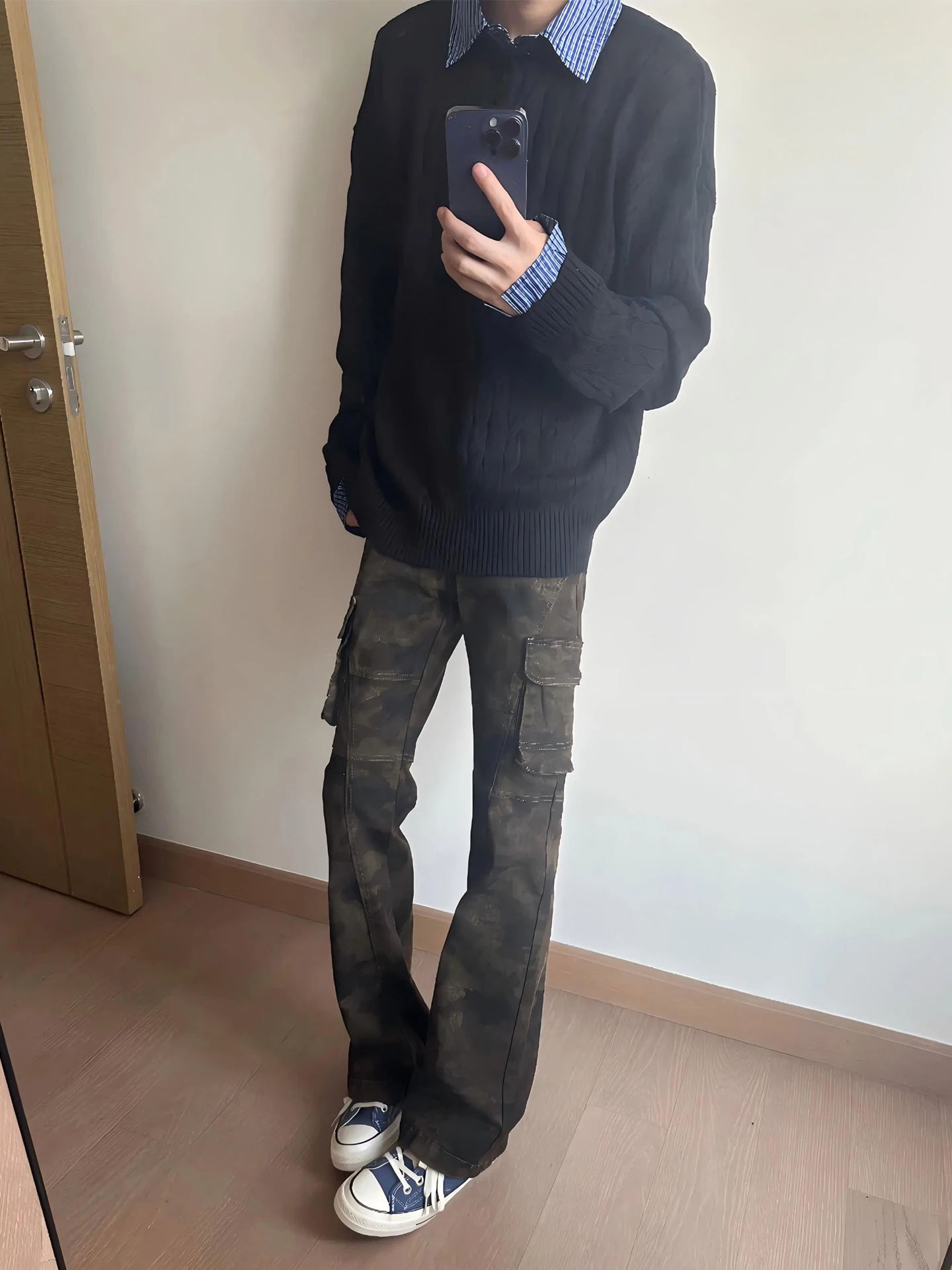 

Мужские джинсы в американском ретро-стиле с камуфляжным принтом, прямые, зауженные, слегка расклешенные, из денима, для работы и повседневной носки, осенние, в стиле High Street