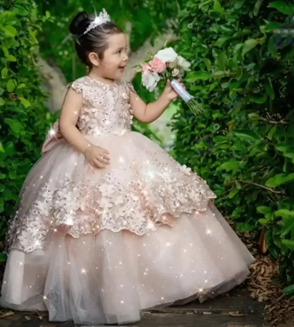 

Elegant Flower Girl Dresses For Wedding Appliques Backless With Bow Kids Birthday Party First Communion Ball Gown