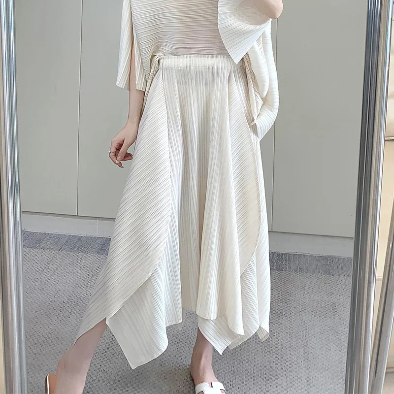 

Miyake Temperament Pleated Half Skirt for Women 2025 Summer New Drape Feeling Irregular Pleated Long Skirt