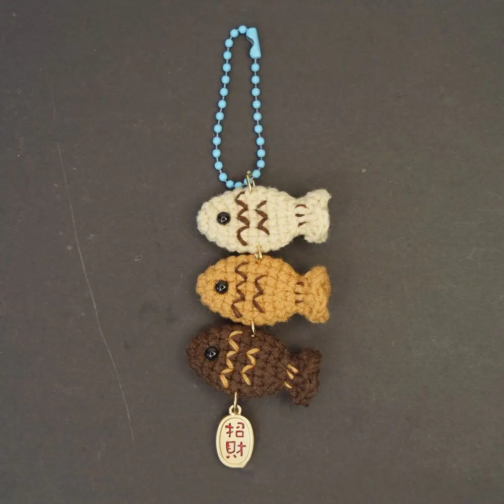 

Cartoon Handmade Cat Fish Keychain Yarn Weaving Car Keychain Crochet Charm Mobile Phone Accessories Toys