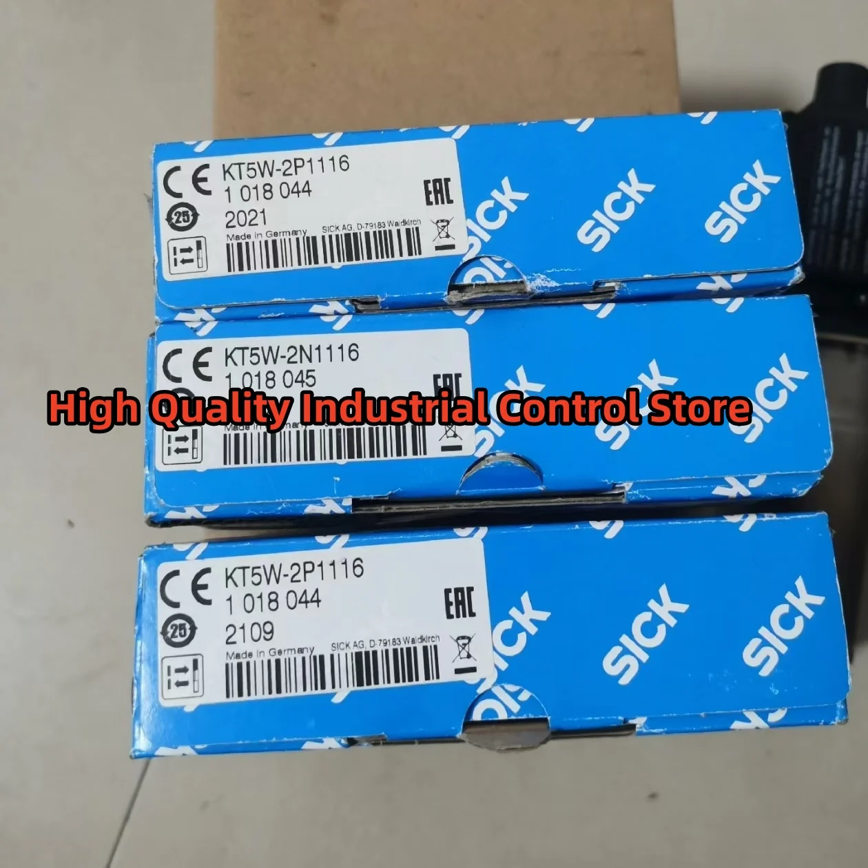 

Photoelectric Switch Sensor KT5W-2P1116 KTM-WN11181P new original