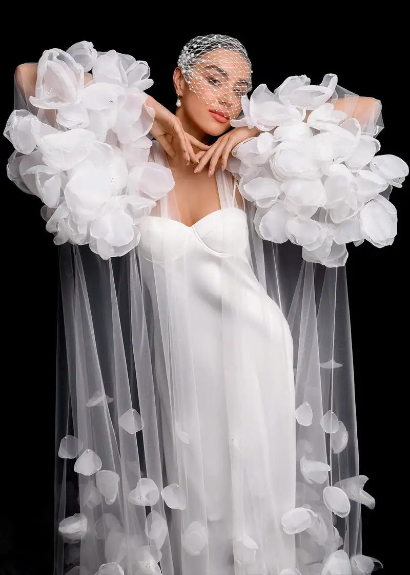 Romantic Petals Bridal Robe Sheer Blossom Tulle Bride Outfit Dress Customized Long Train Maternity Photoshoot Coat Petal Jackets