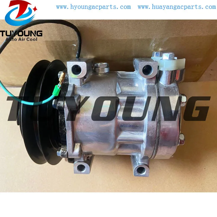 In Stock Auto AC Compressor SD7H13 7360 for Kobelco Komatsu Excavator Farm & Off Road TDKR151310S YX91V00001F2 TDKR151350S 31400