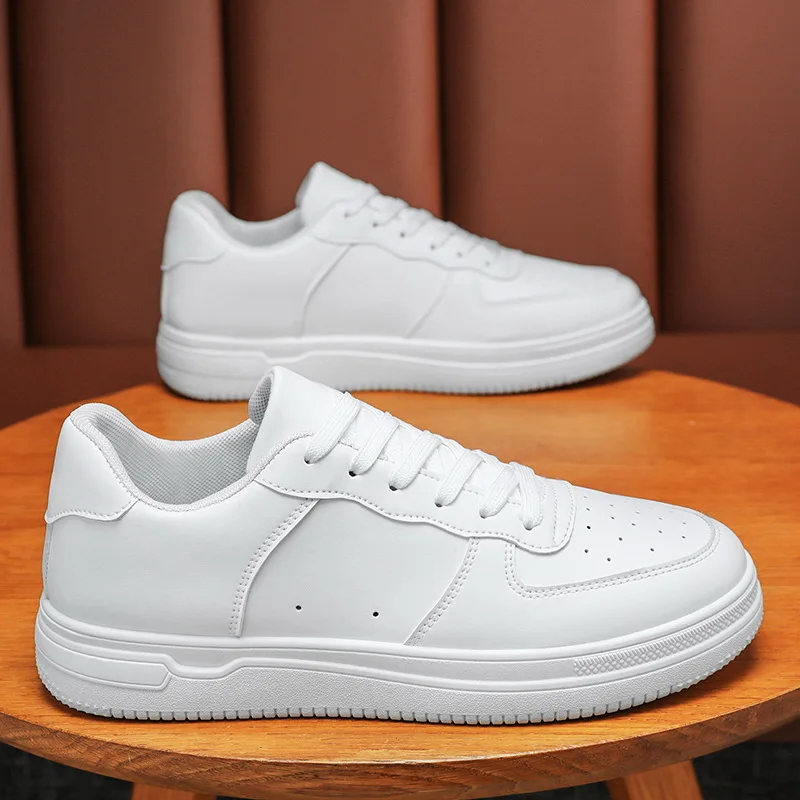 Men Vulcanized Shoes Spring New Breathable White Shoes Men Trendy Versatile Thick Soled Sports Shoes Casual Sneakers for Men