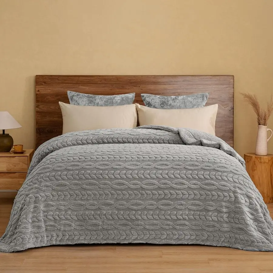 

Ultra Soft Sherpa Fleece Blanket Queen Size 90 x 90, 510GSM Fleece Lightweight Yet Warm Blanket for Winter Bed, No Shedding, No