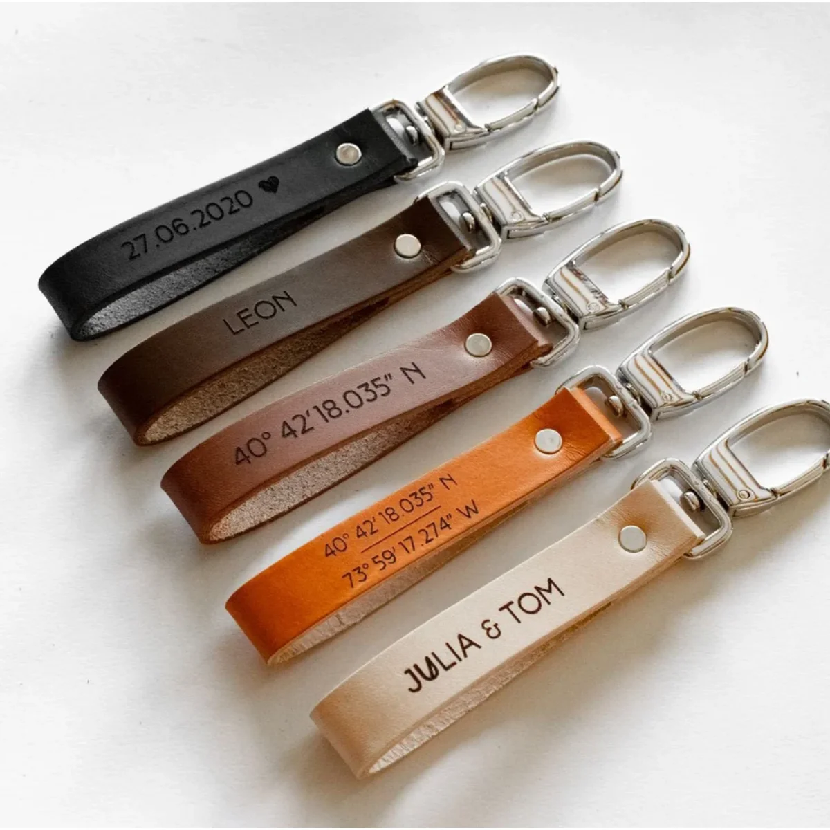 Personalized Leather Keychain, Personalized gift, Leather Keyholder, personalized keychain for men, personalized keychain for wo