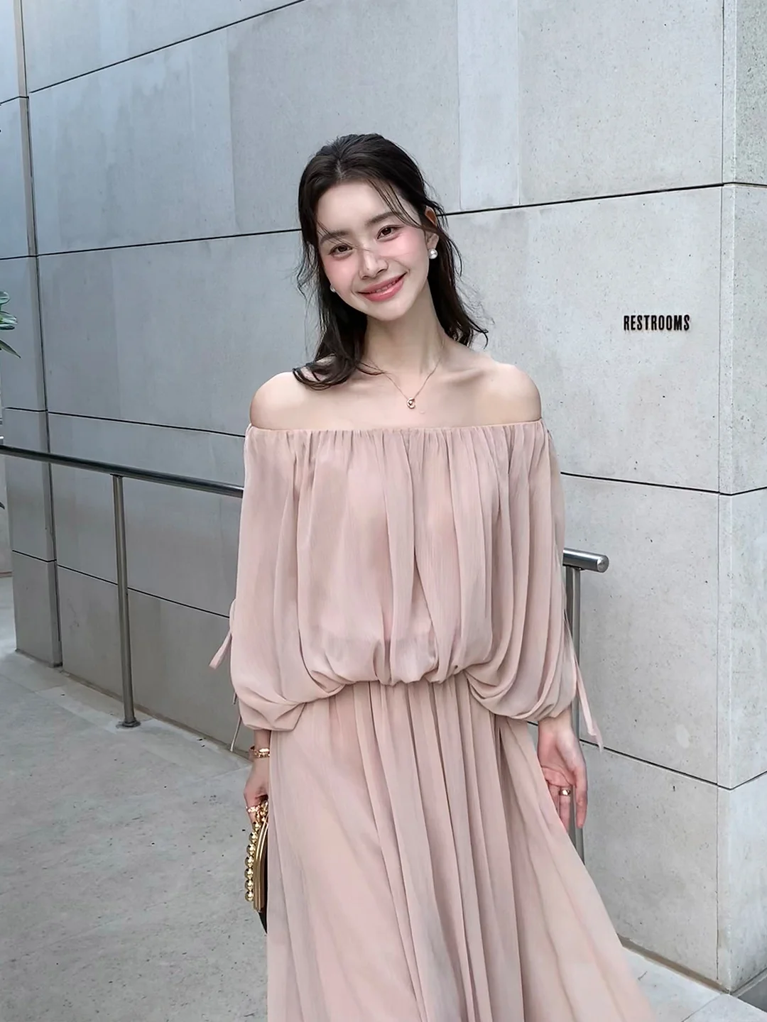 

Elegant Lantern Sleeve One Shoulder Chiffon Top Women's a Line Midi Skirt Set MAVENLIN Polyester Fiber Five Sleeve Length