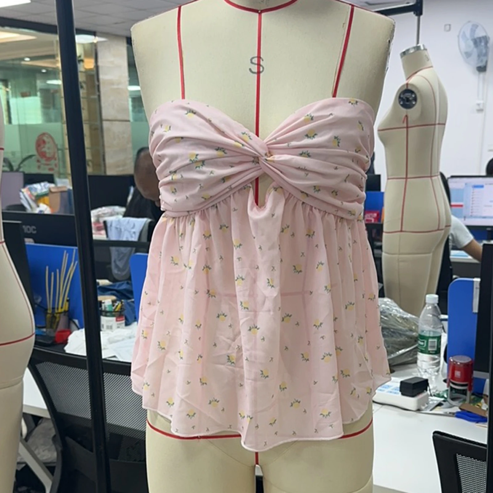 Women's Babydoll Tube Tops Strapless Twist Front Floral Bandeau Tops For Beach Vacation Summer Party Daily Wear Streetwear
