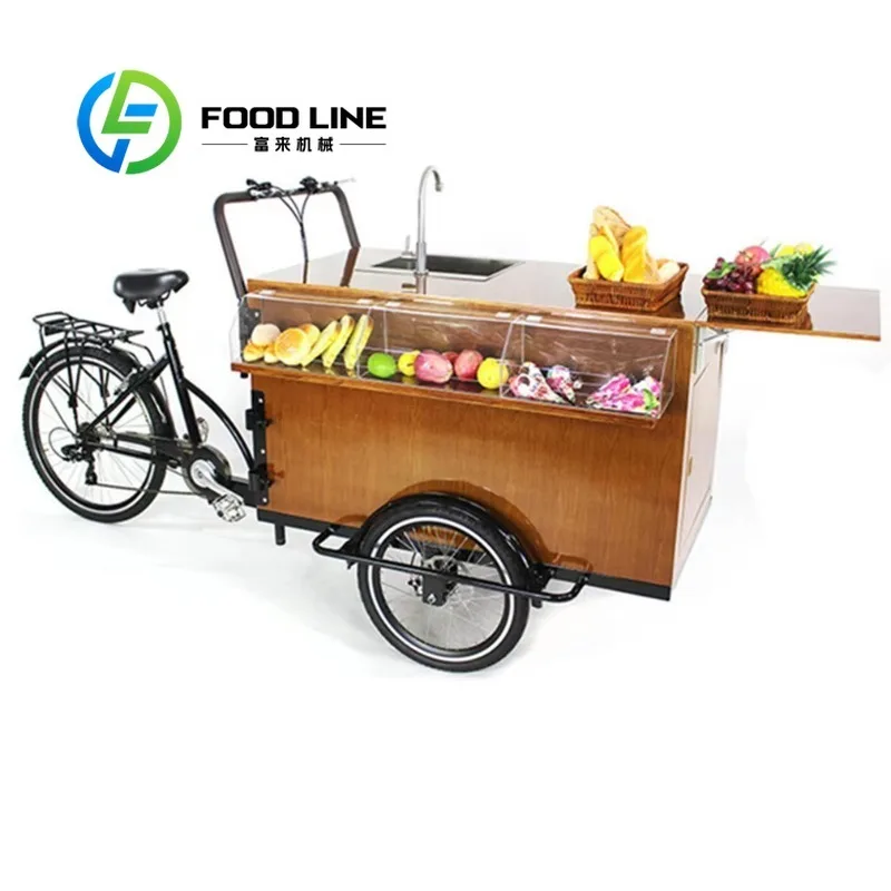 Mobile Ice Cream Vendor Cart Simple Hand Push Structure Light Weight For Coastal Scenic Area And Open Air Recreation Space