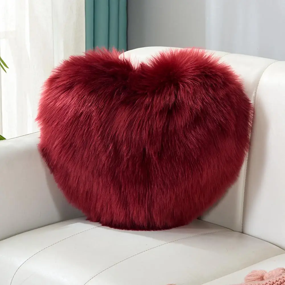 Cute Heart-shaped Furry Cushion Cover Fluffy Heart Pillow Cover Plush Heart-shaped Pillowcases Fluffy Decorative Throw for Women