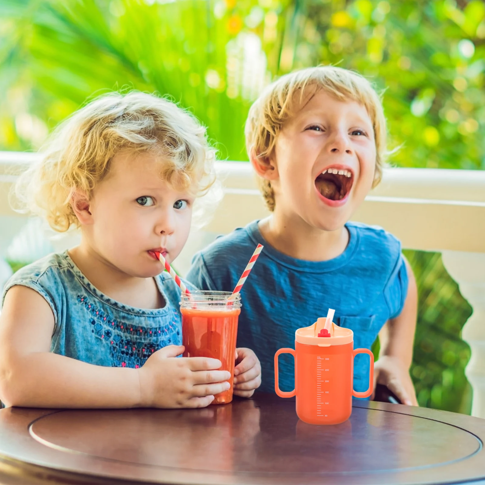 

Детские учатся пить Детская чашка для молока с ручкой Бутылка для воды Стакан из силикагеля с защитой от проливания Соломенная чашка для тренировок малышей