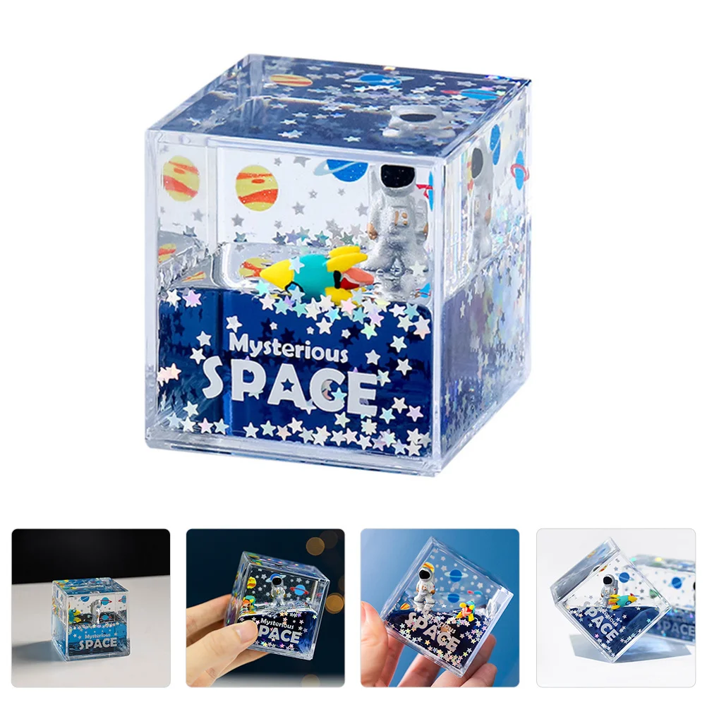 

1Pcs Liquid Quicksand Decoration Astronaut Design Premium Desktop Ornament for Home Office Stress Relief Adults Gift